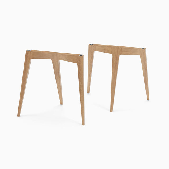 Flex trestle table legs in solid oak, sold as a pair.
