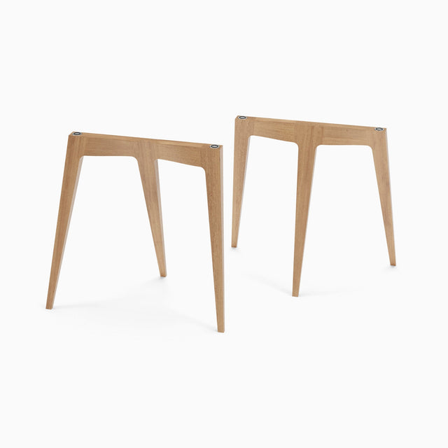 Flex trestle table legs in solid oak, sold as a pair.